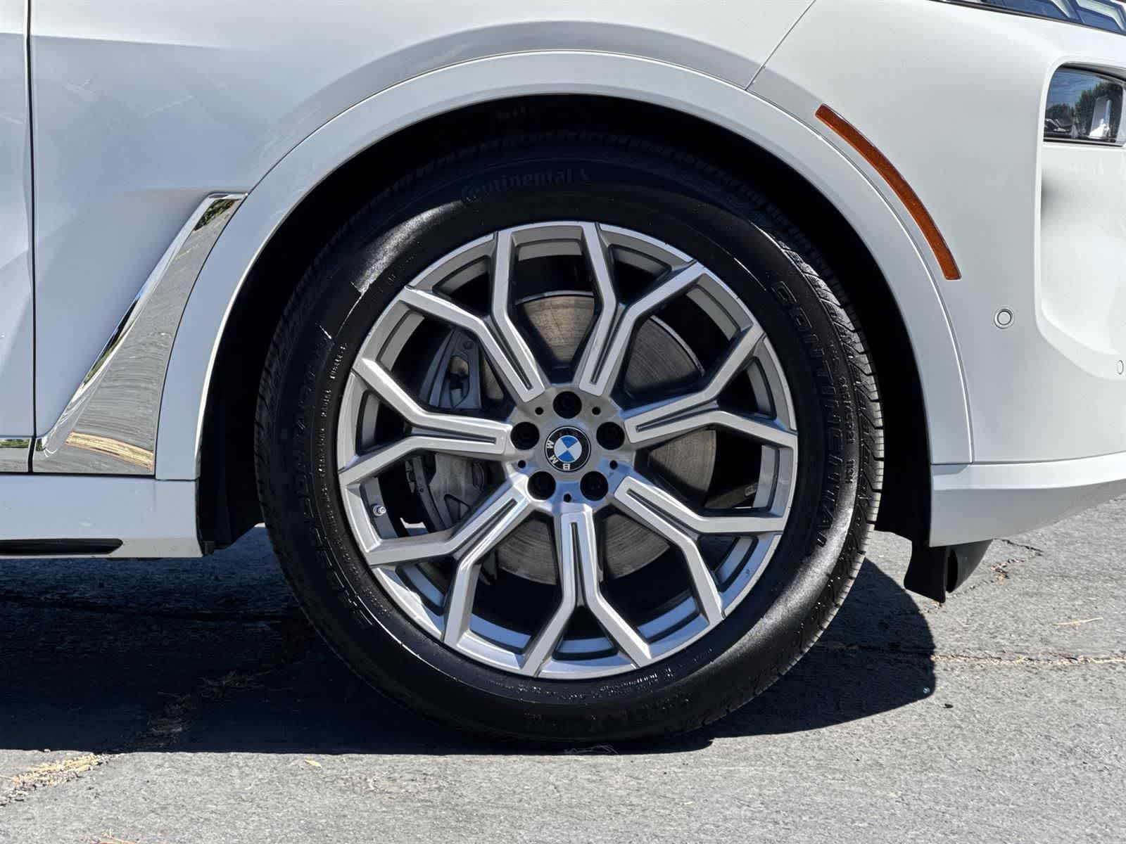 Thumbnail: 2023 BMW X7 - 44