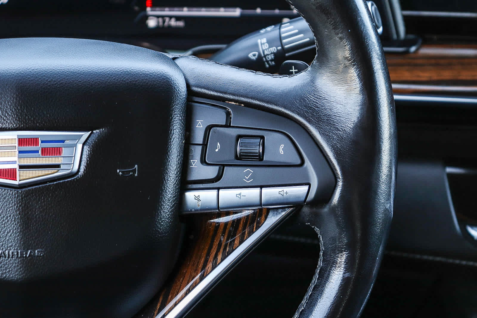 Thumbnail: 2021 Cadillac Escalade - 19