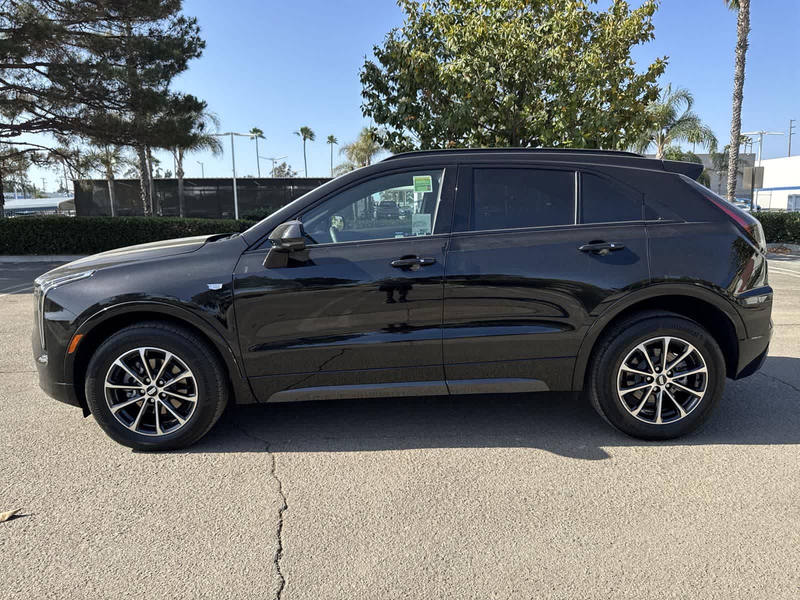 Thumbnail: 2025 Cadillac XT4 - 5