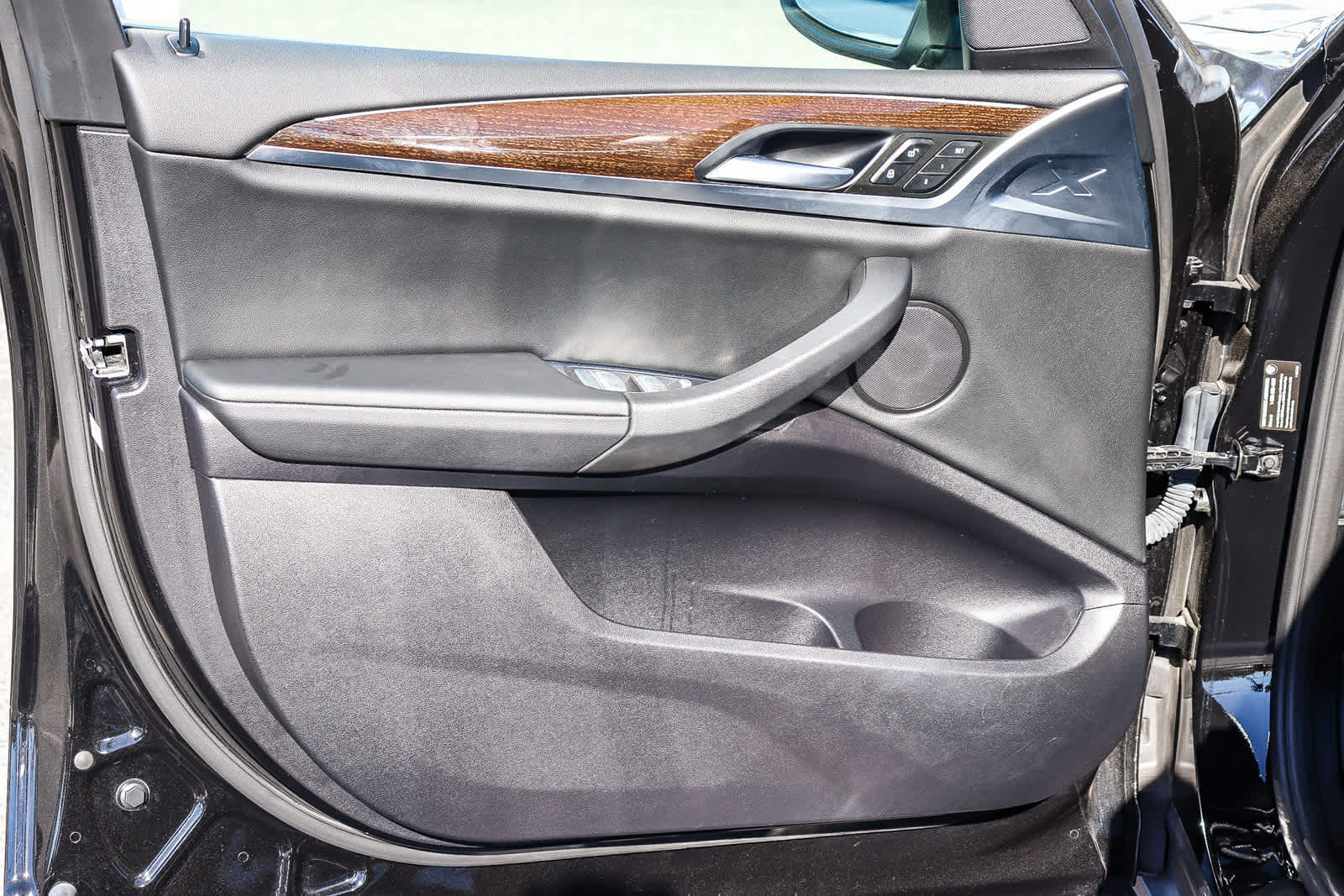 Thumbnail: 2023 BMW X3 - 22