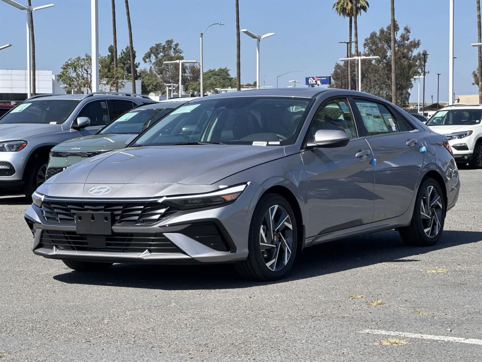 Thumbnail: 2025 Hyundai Elantra - 6