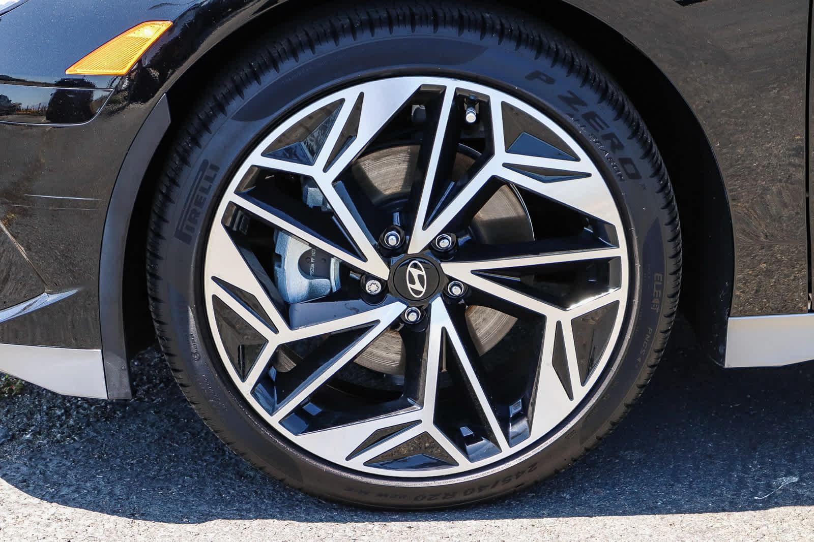 Thumbnail: 2024 Hyundai Ioniq 6 - 12