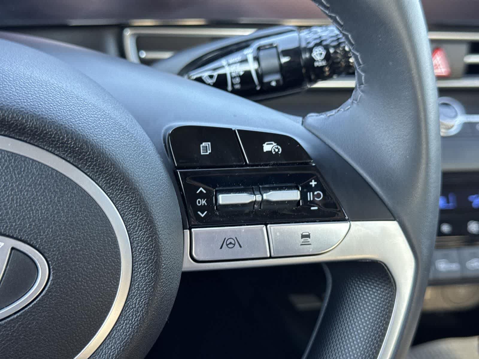 Thumbnail: 2025 Hyundai Elantra - 12