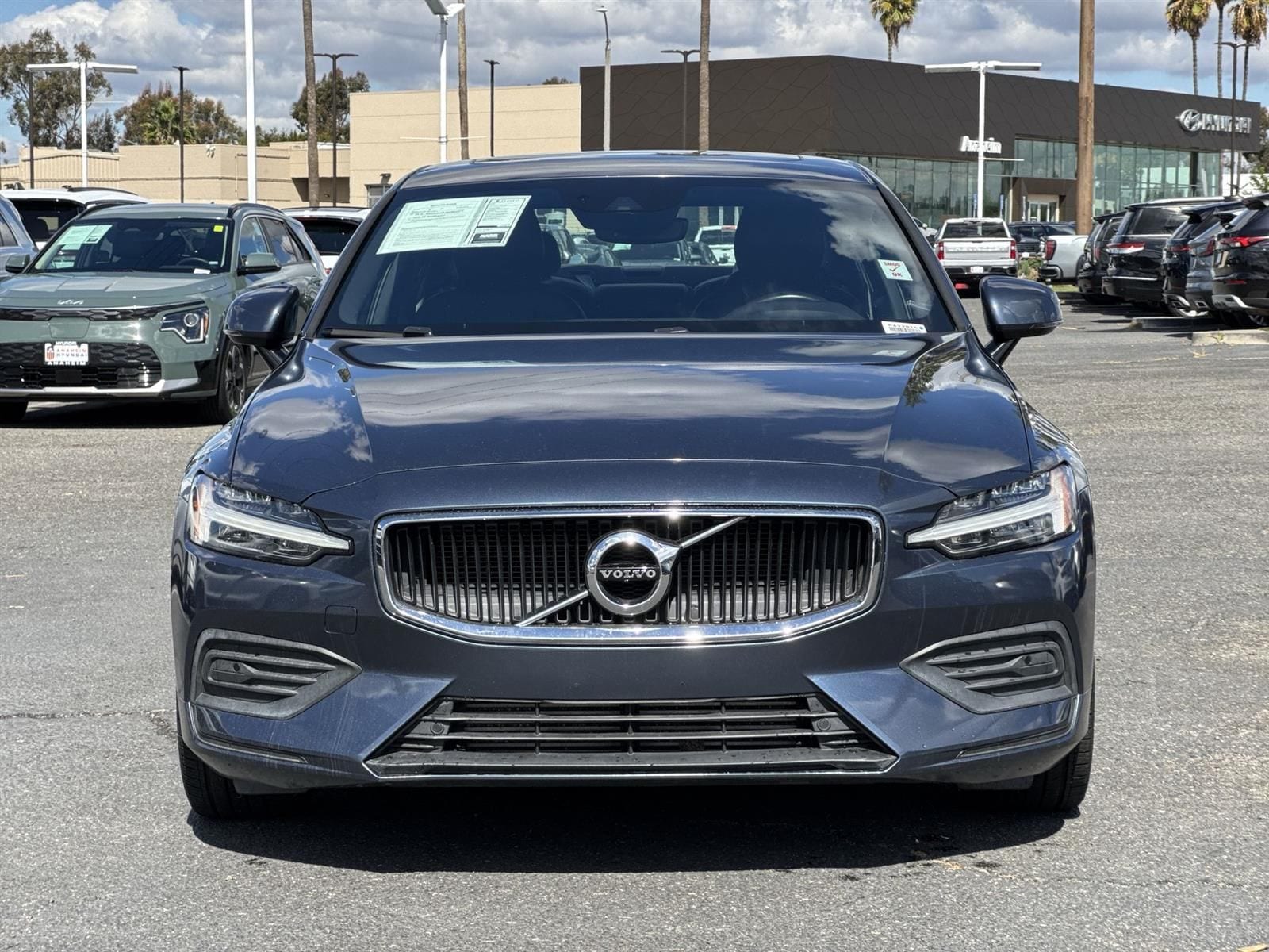 Thumbnail: 2020 Volvo S60 - 2