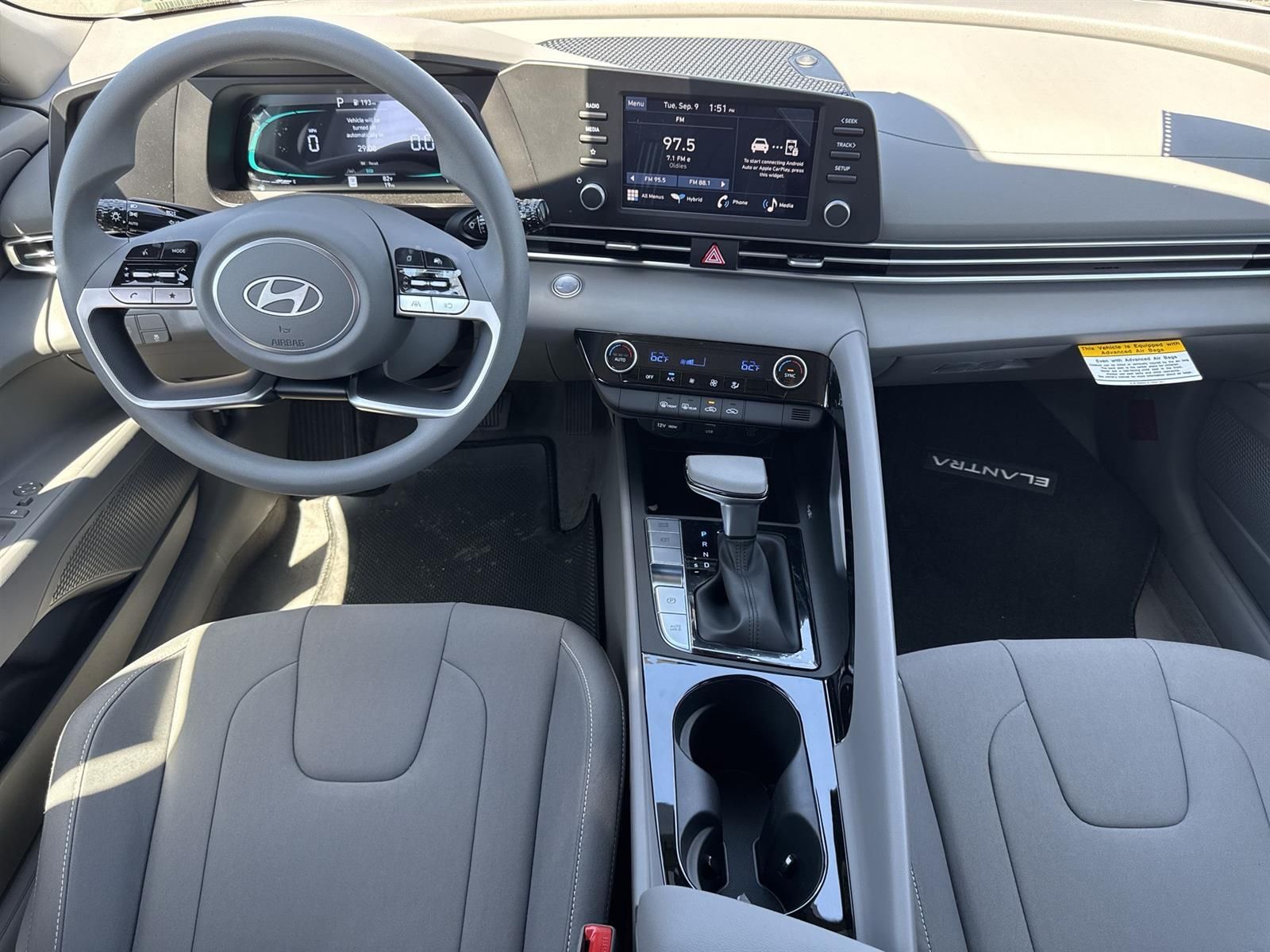 Thumbnail: 2025 Hyundai Elantra - 8