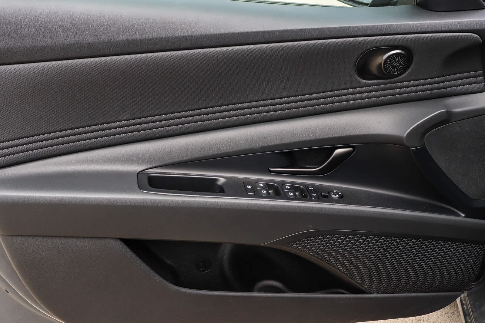 Thumbnail: 2026 Hyundai Elantra - 27