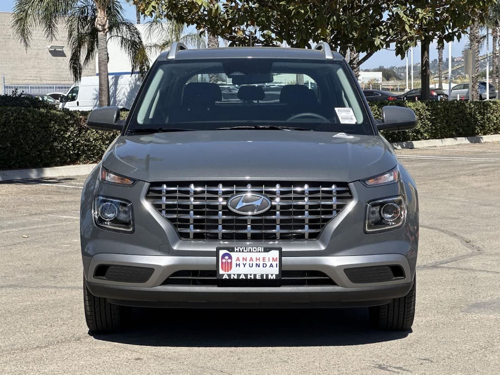 New 2025 Hyundai Venue SEL SUV