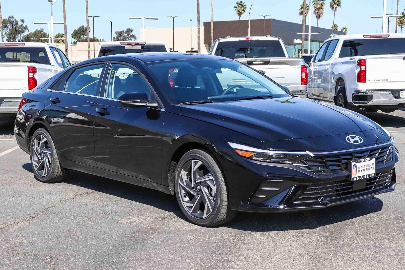 Thumbnail: 2026 Hyundai Elantra - 3