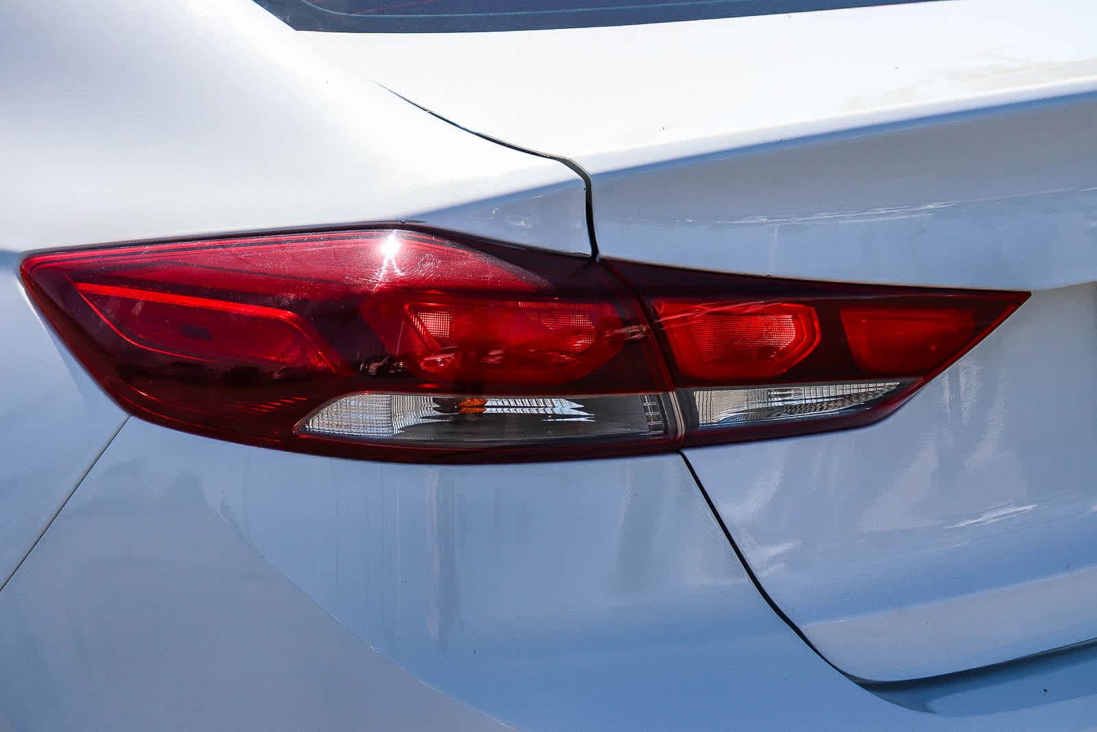 Thumbnail: 2017 Hyundai Elantra - 8