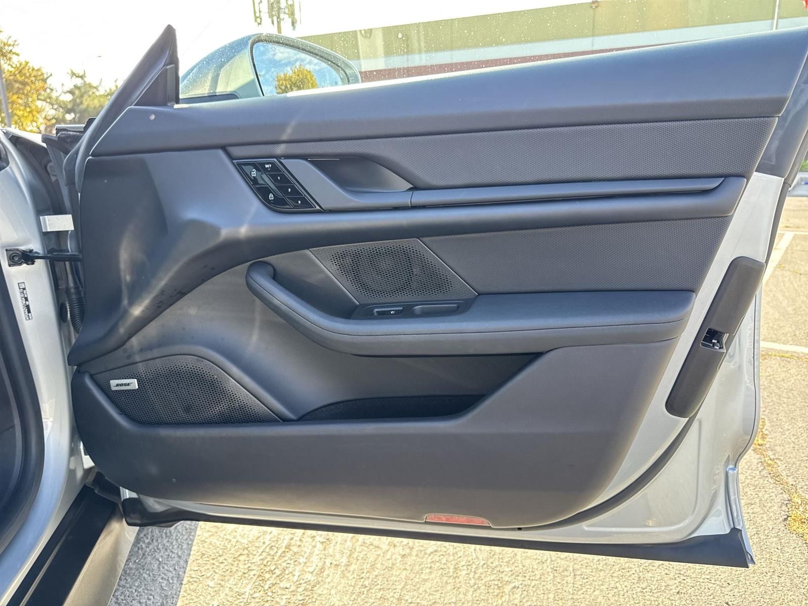 Thumbnail: 2021 Porsche Taycan - 37
