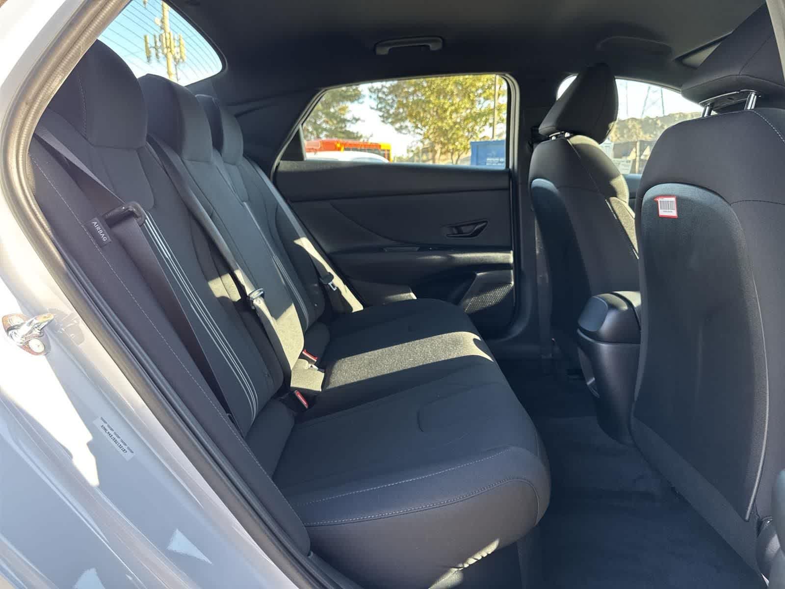 Thumbnail: 2025 Hyundai Elantra - 34