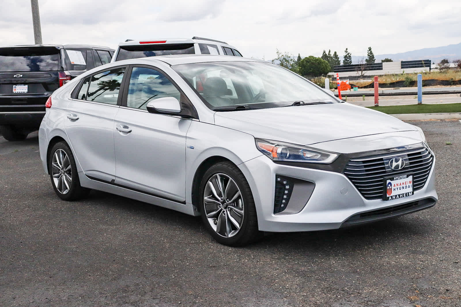 Thumbnail: 2019 Hyundai Ioniq - 3