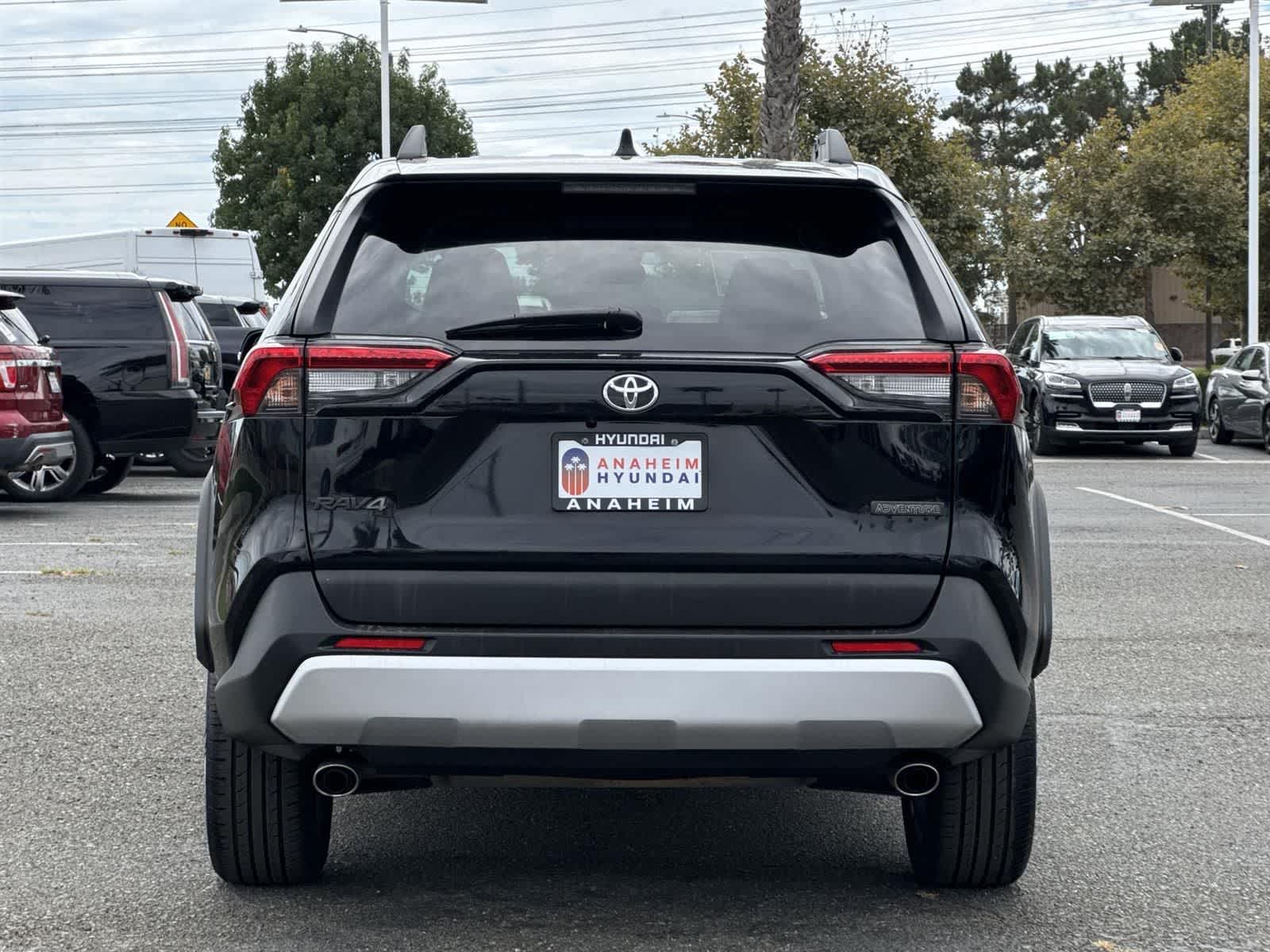 Thumbnail: 2022 Toyota RAV4 - 4