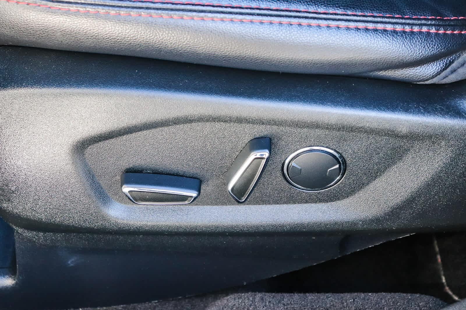 Thumbnail: 2018 Ford Explorer - 23