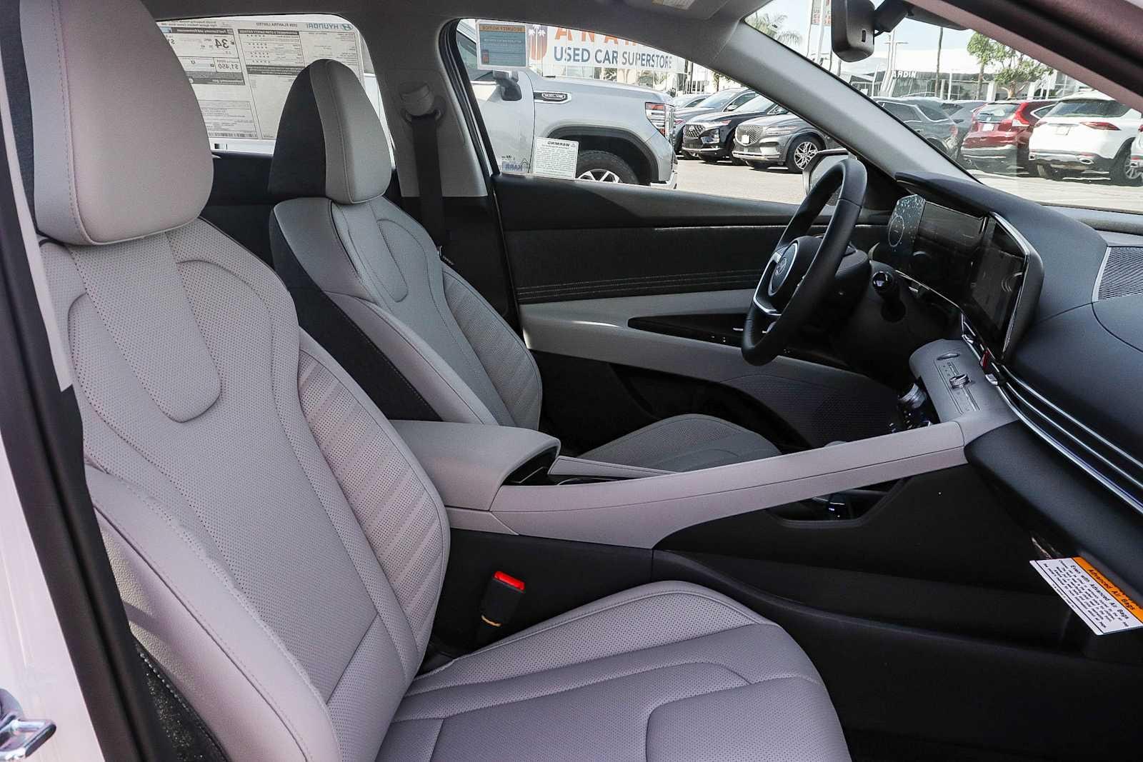 Thumbnail: 2026 Hyundai Elantra - 22