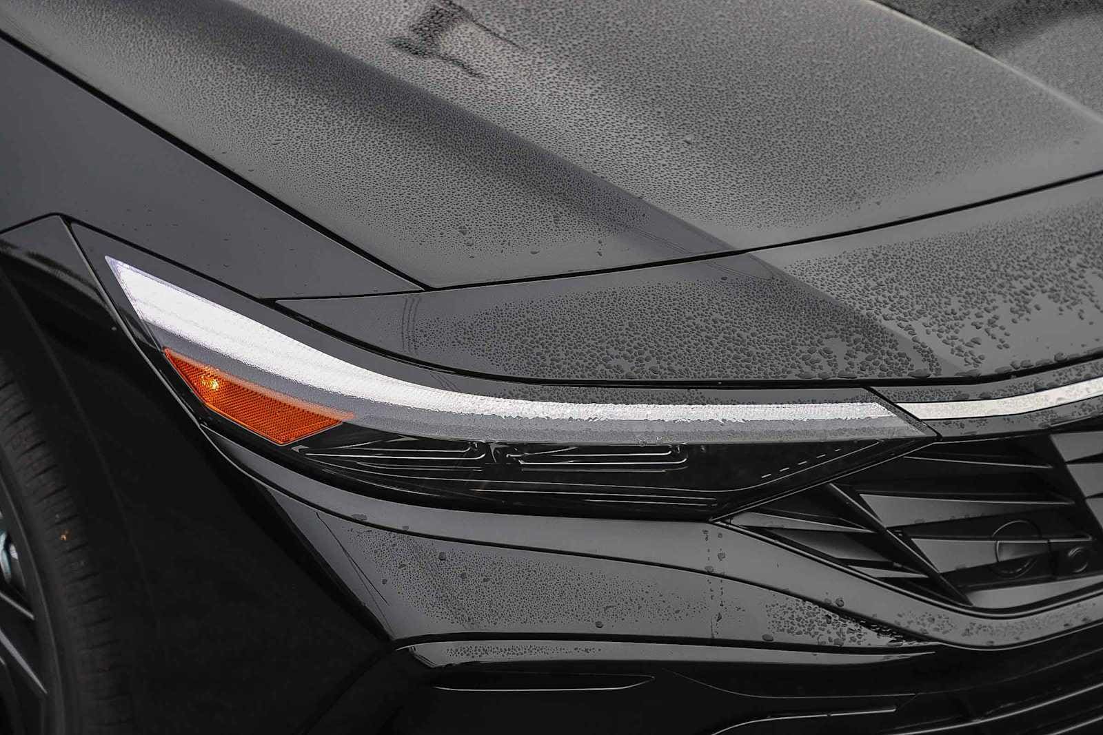 Thumbnail: 2026 Hyundai Elantra - 4