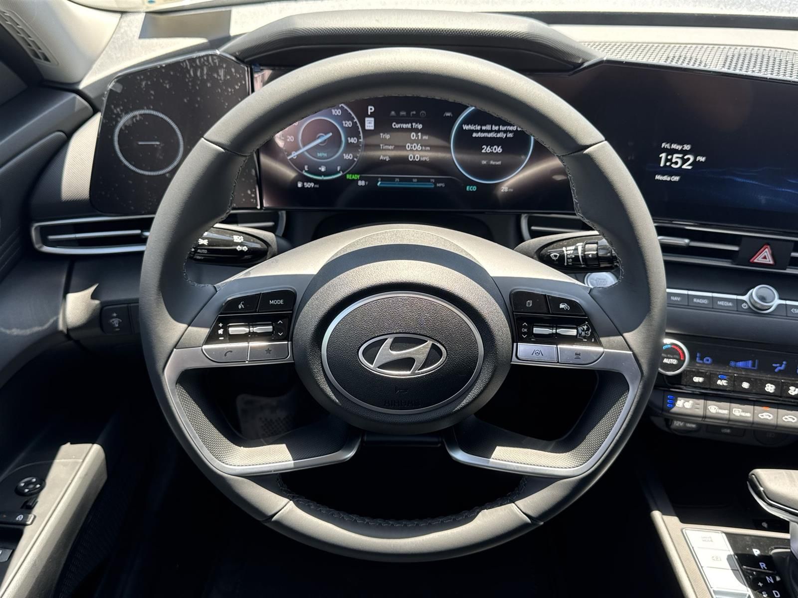 Thumbnail: 2025 Hyundai Elantra - 10
