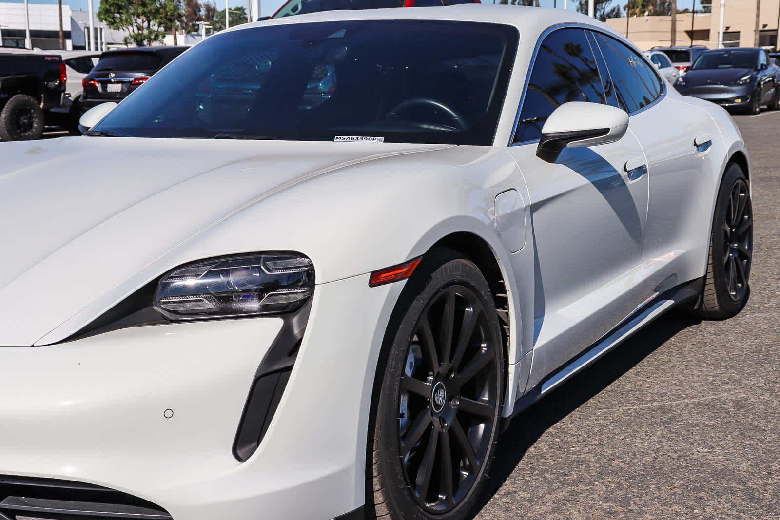 Thumbnail: 2021 Porsche Taycan - 13