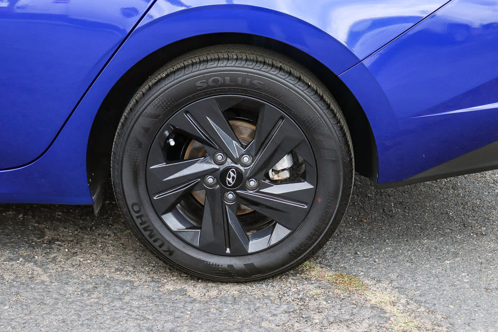 Thumbnail: 2023 Hyundai Elantra - 11