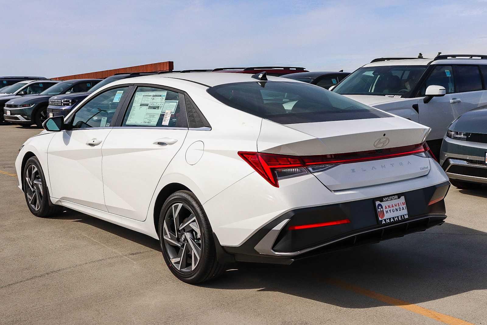 Thumbnail: 2026 Hyundai Elantra - 8