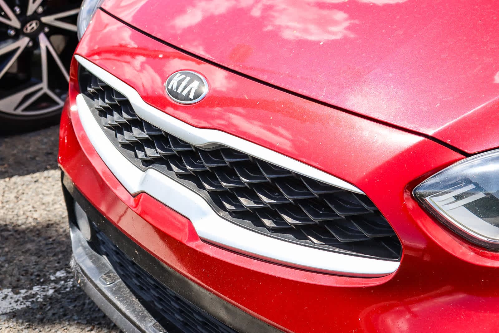 2019 Kia Forte LXS photo 3