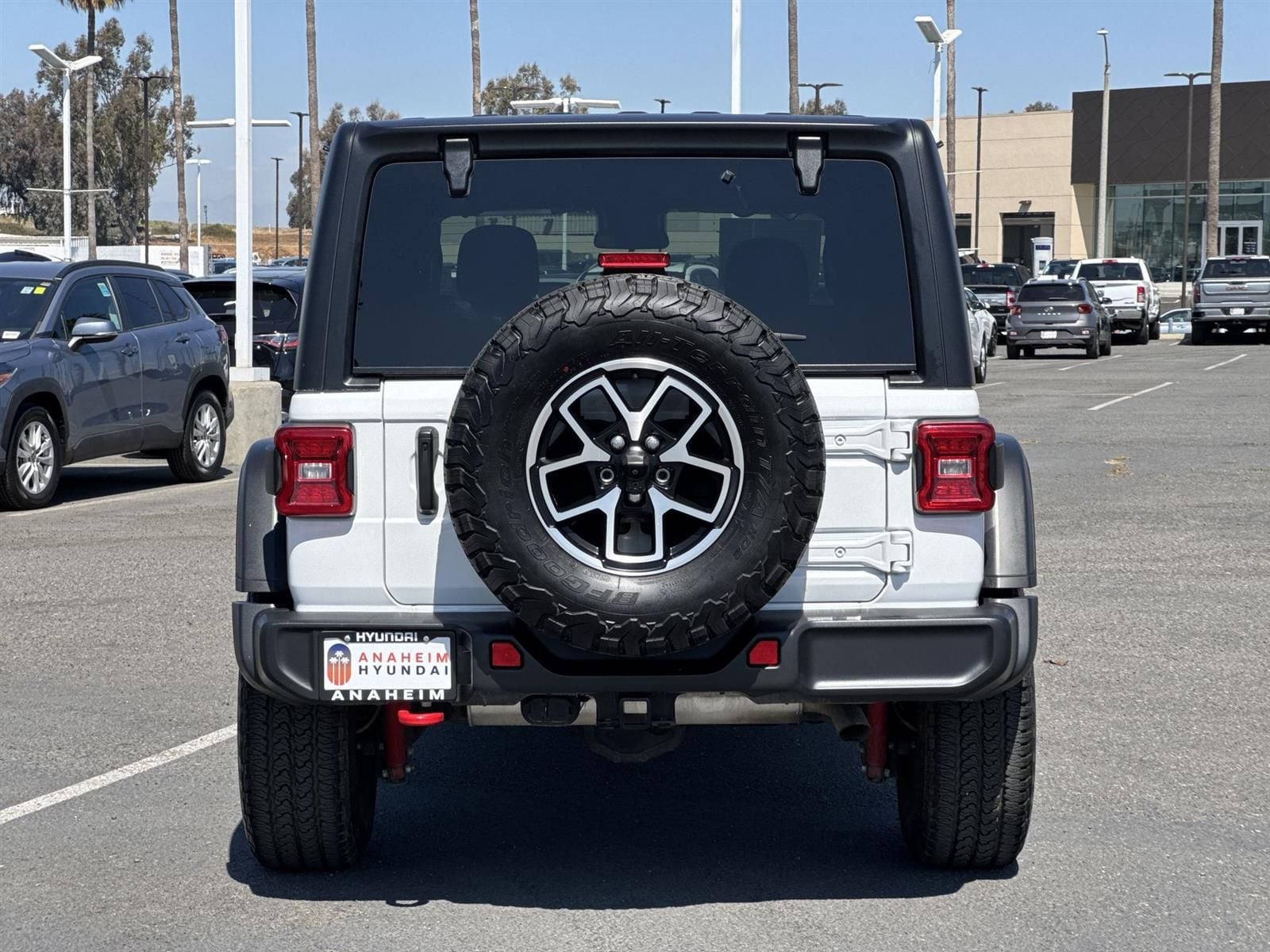 Thumbnail: 2024 Jeep Wrangler - 4