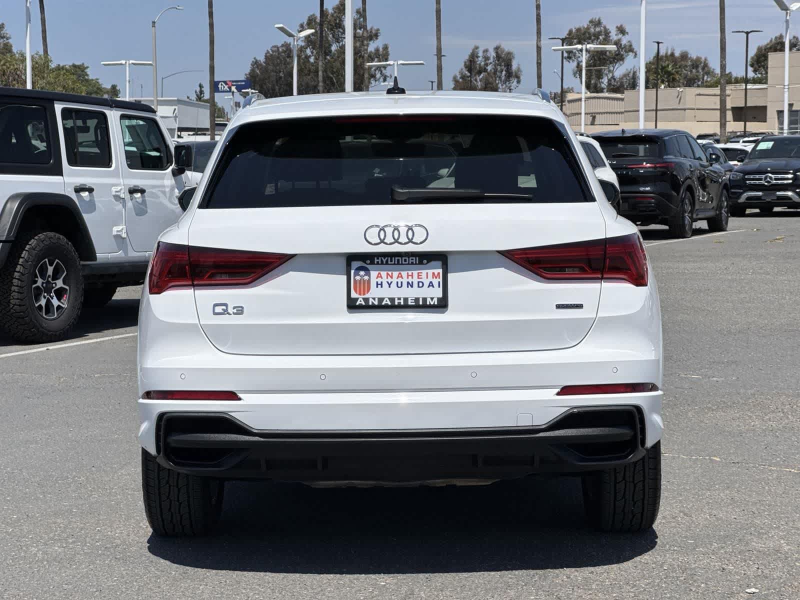 Thumbnail: 2024 Audi Q3 - 4