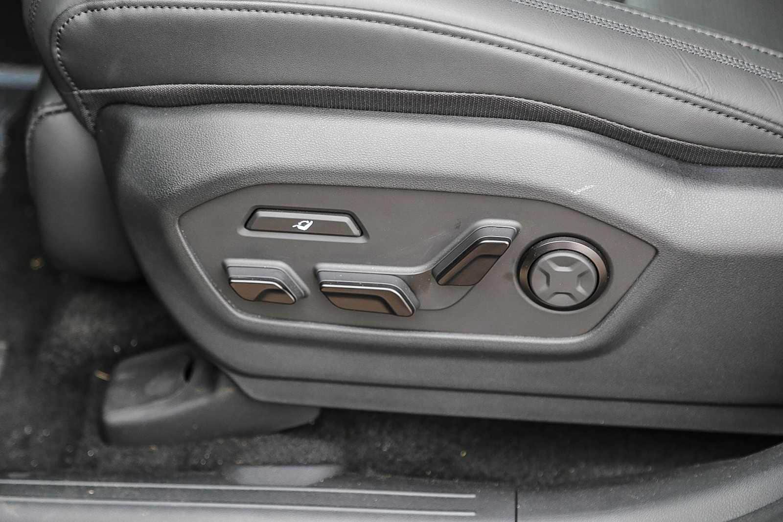 Thumbnail: 2026 Hyundai Santa Fe - 22