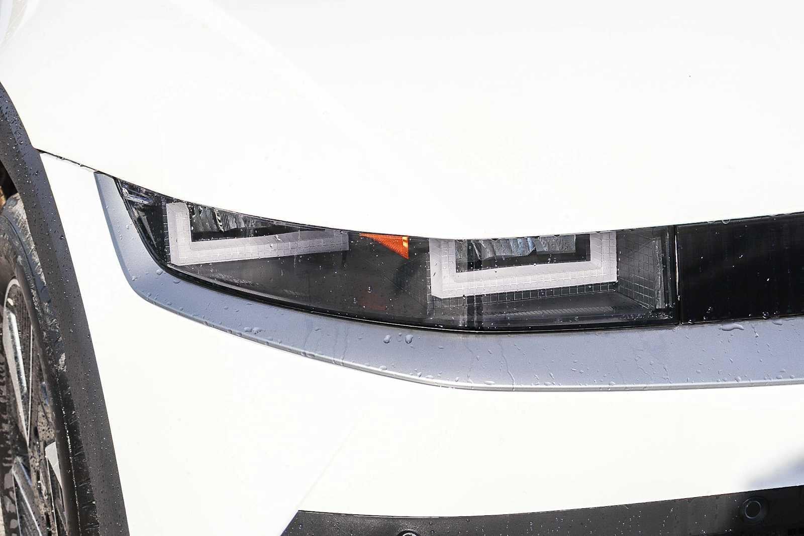 Thumbnail: 2026 Hyundai Ioniq 5 - 4