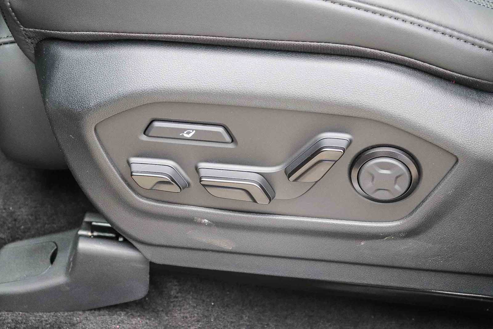 Thumbnail: 2026 Hyundai Santa Fe - 26