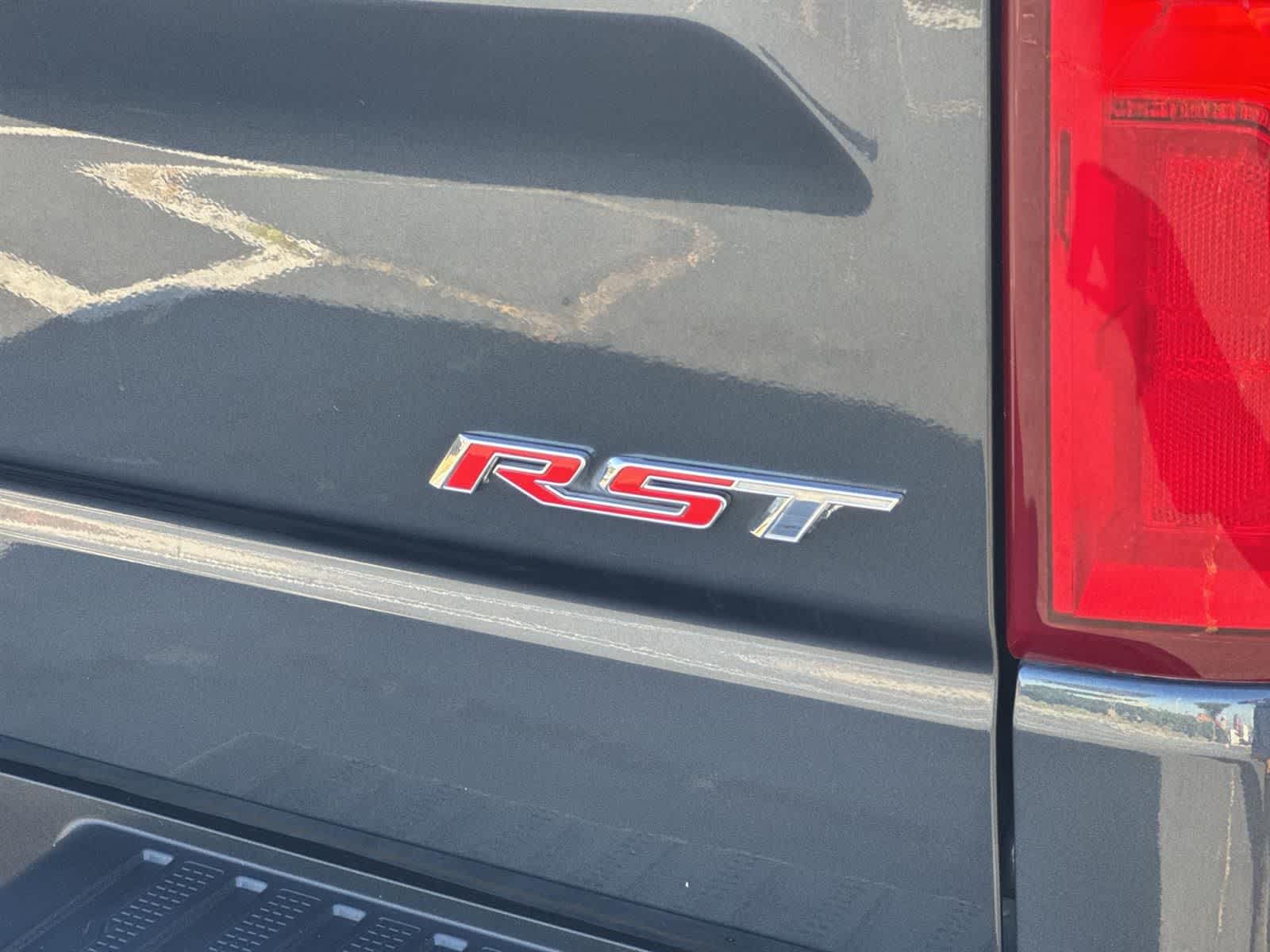 Thumbnail: 2022 Chevrolet Silverado 1500 - 37
