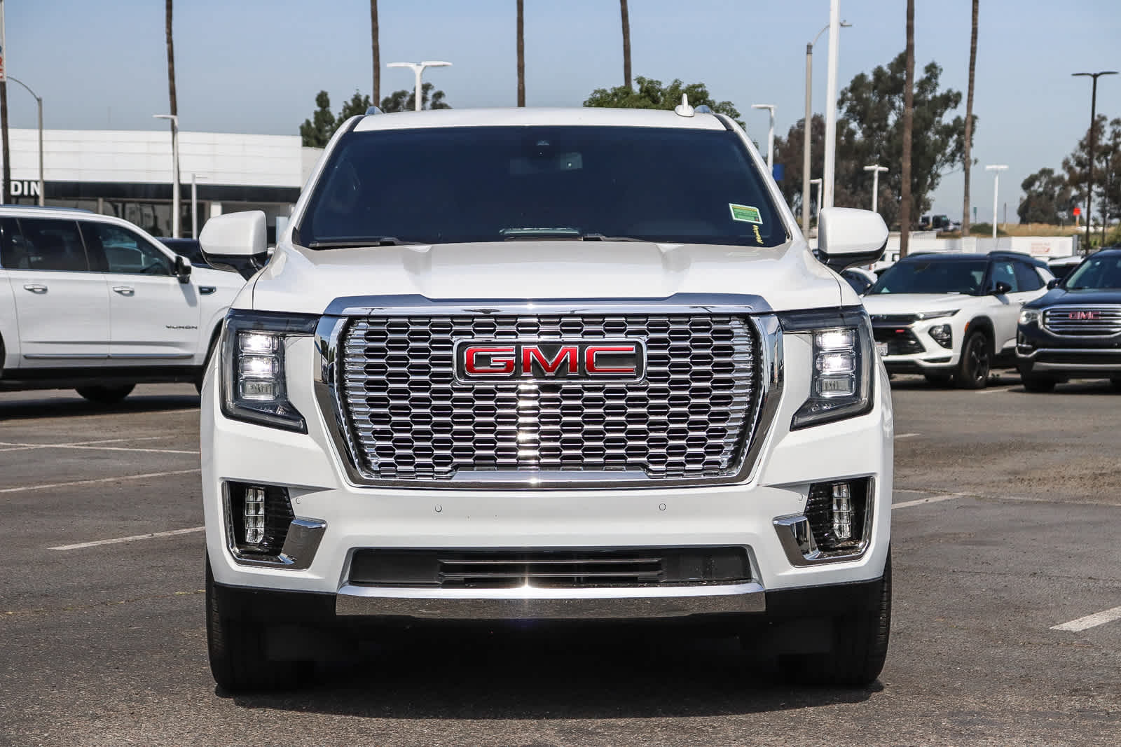 Thumbnail: 2021 GMC Yukon - 3