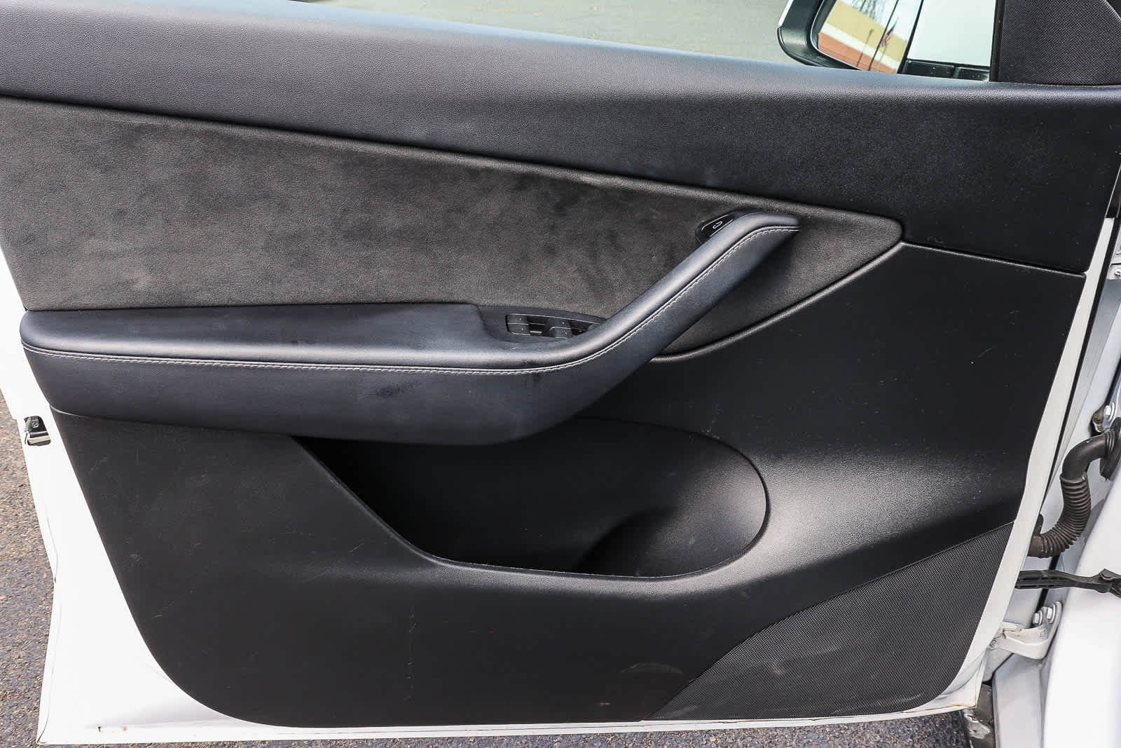 Thumbnail: 2022 Tesla Model Y - 22