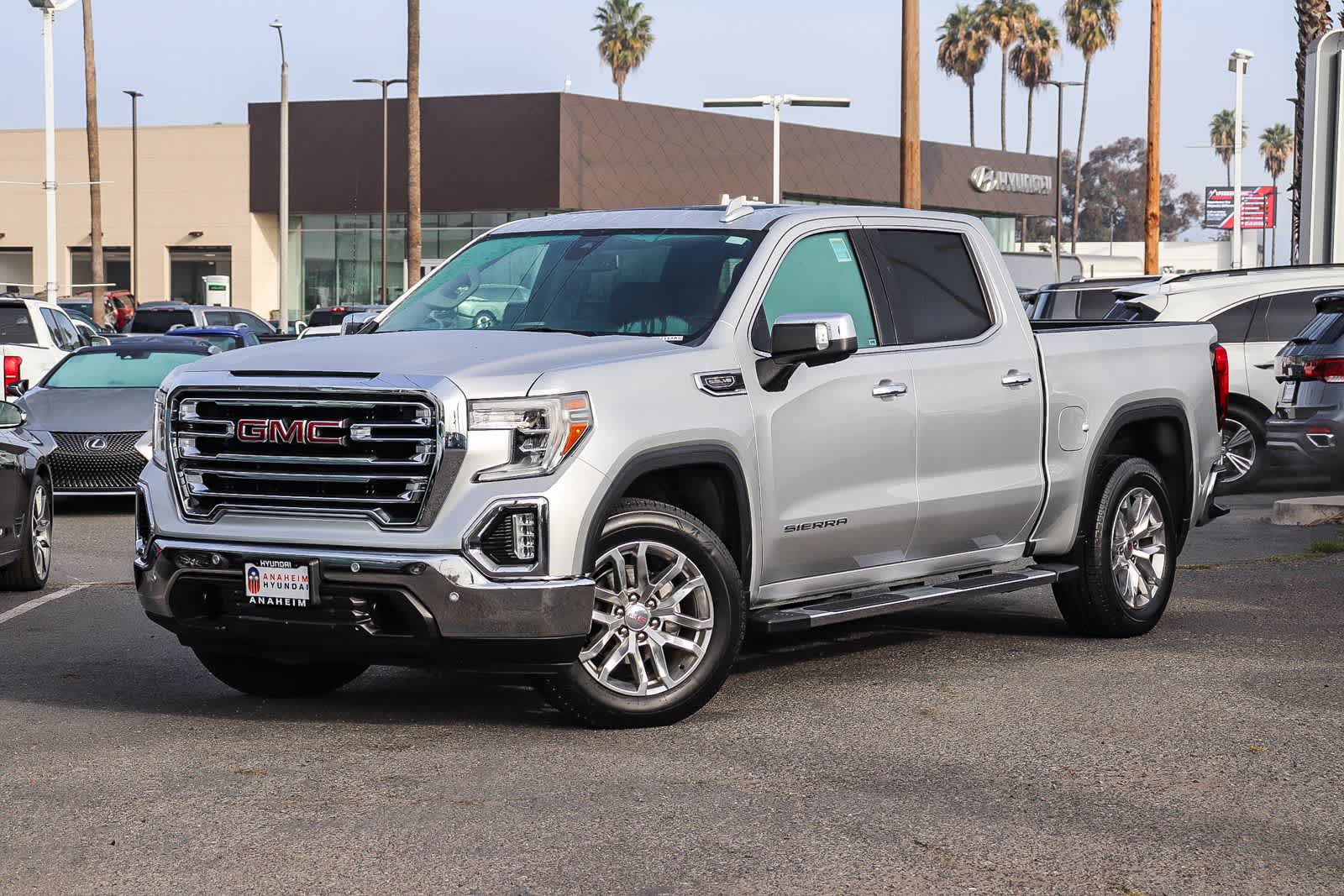 2019 GMC Sierra 1500 SLT's photo