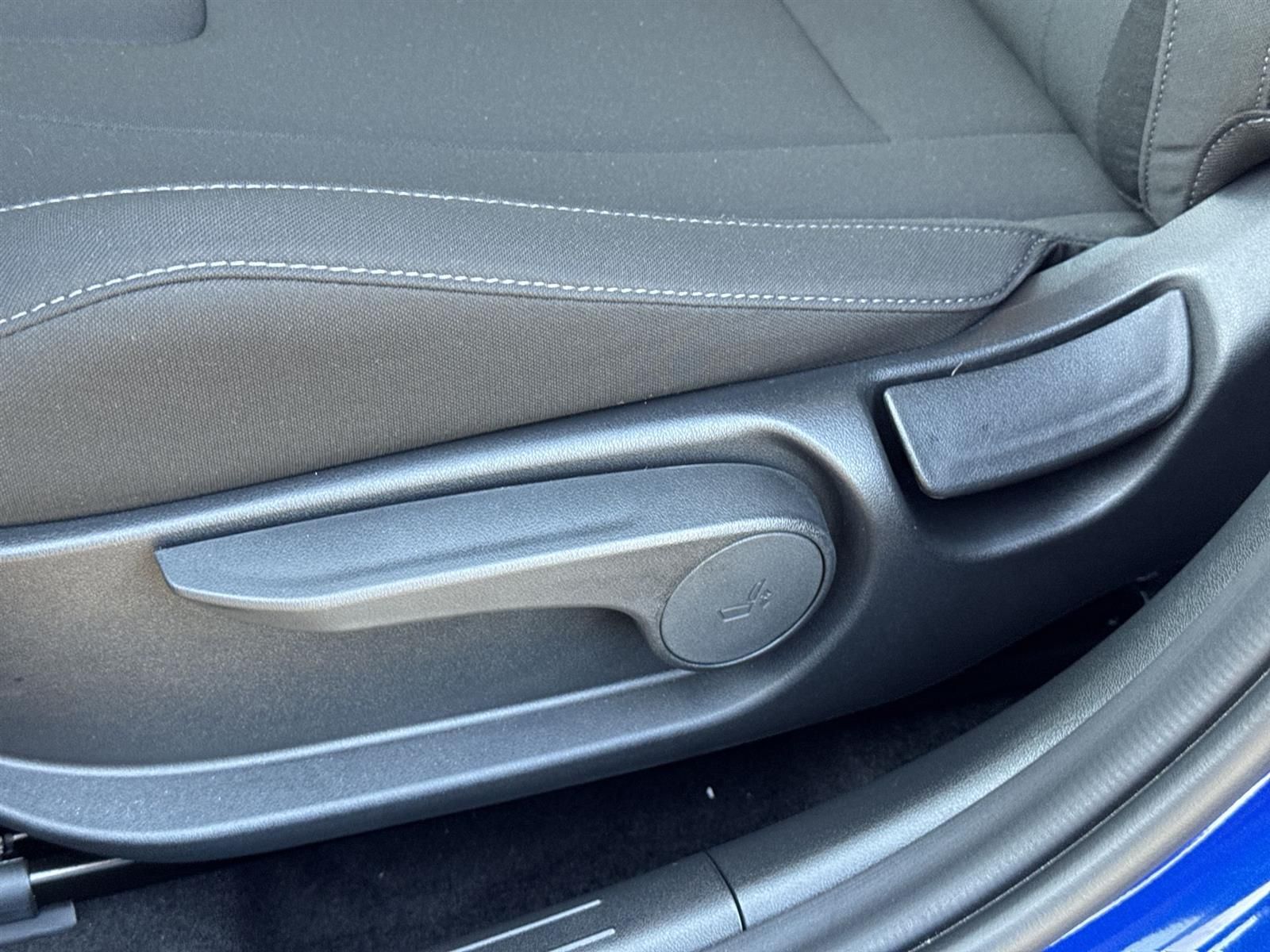 Thumbnail: 2025 Hyundai Elantra - 20