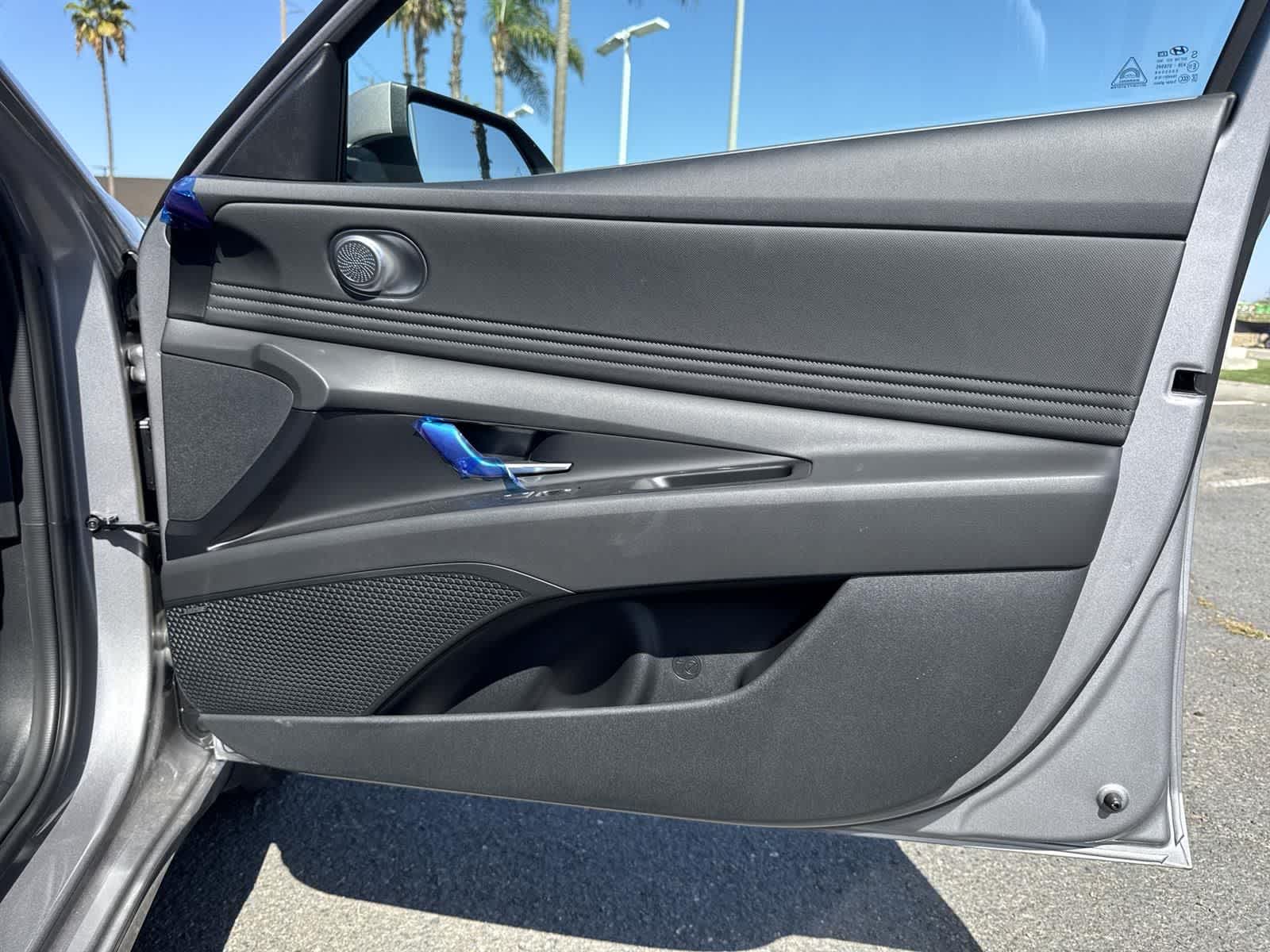 Thumbnail: 2025 Hyundai Elantra - 36