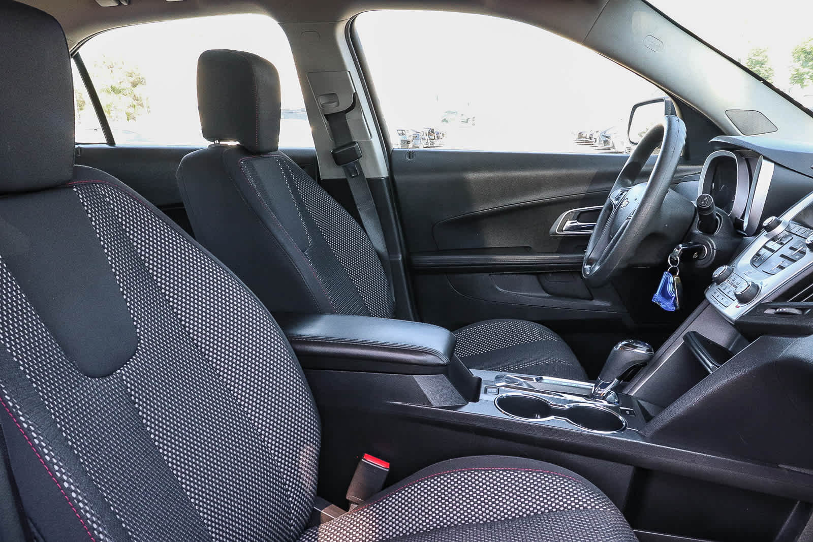 Thumbnail: 2017 Chevrolet Equinox - 25