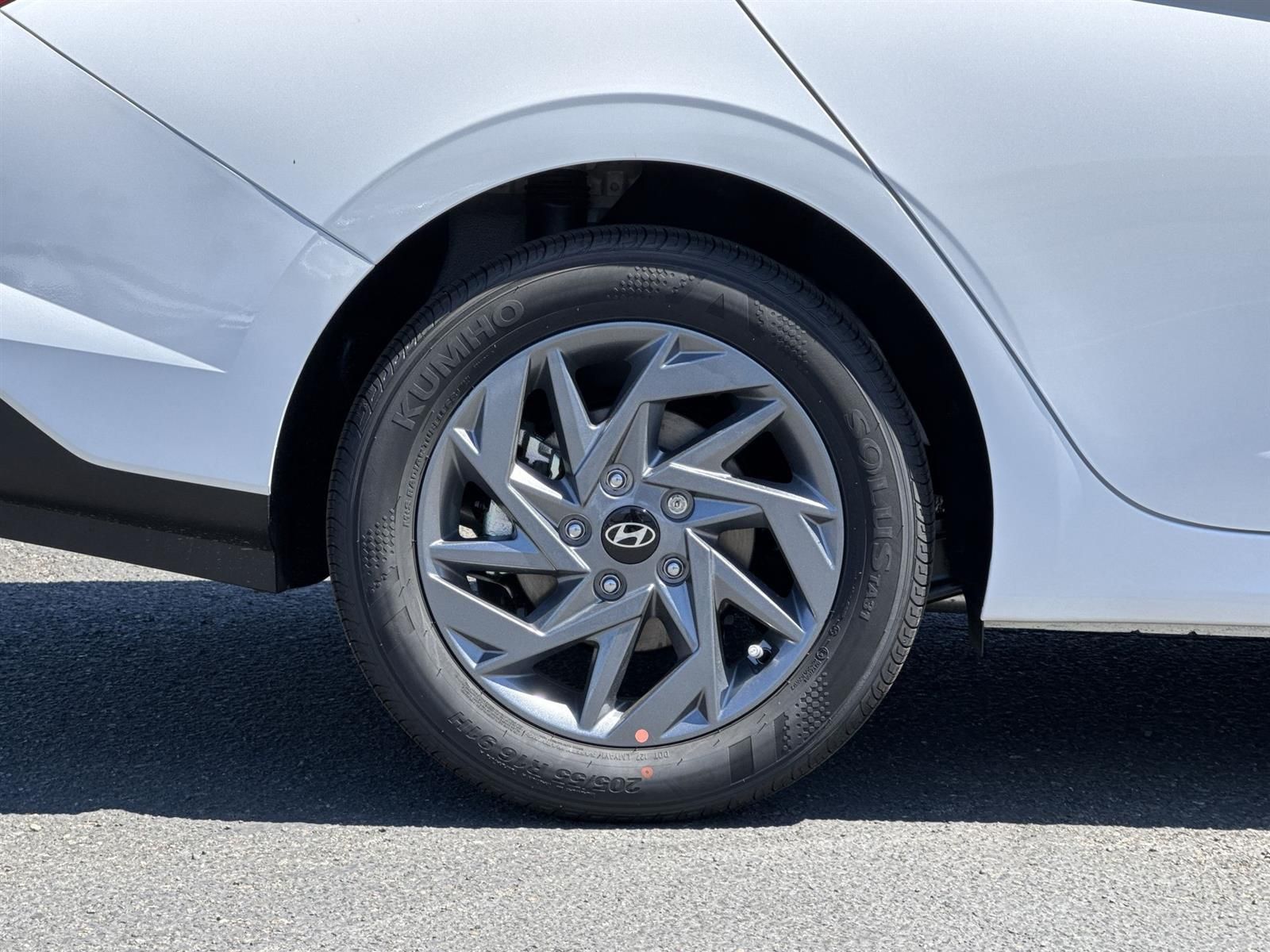 Thumbnail: 2025 Hyundai Elantra - 37