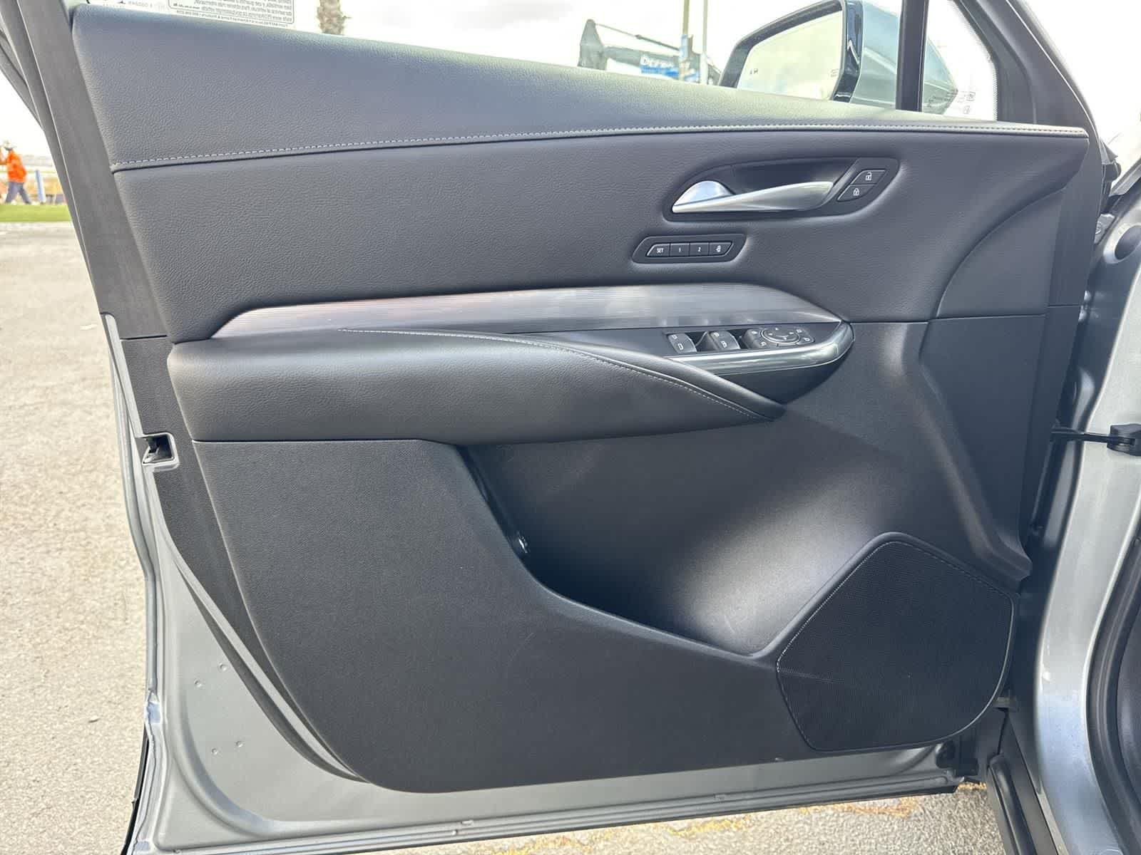 Thumbnail: 2024 Cadillac XT4 - 19