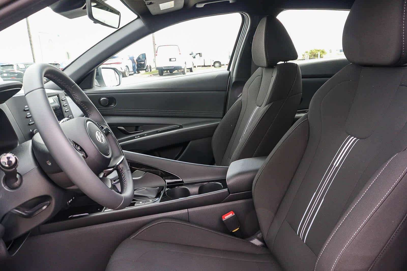 Thumbnail: 2026 Hyundai Elantra - 24
