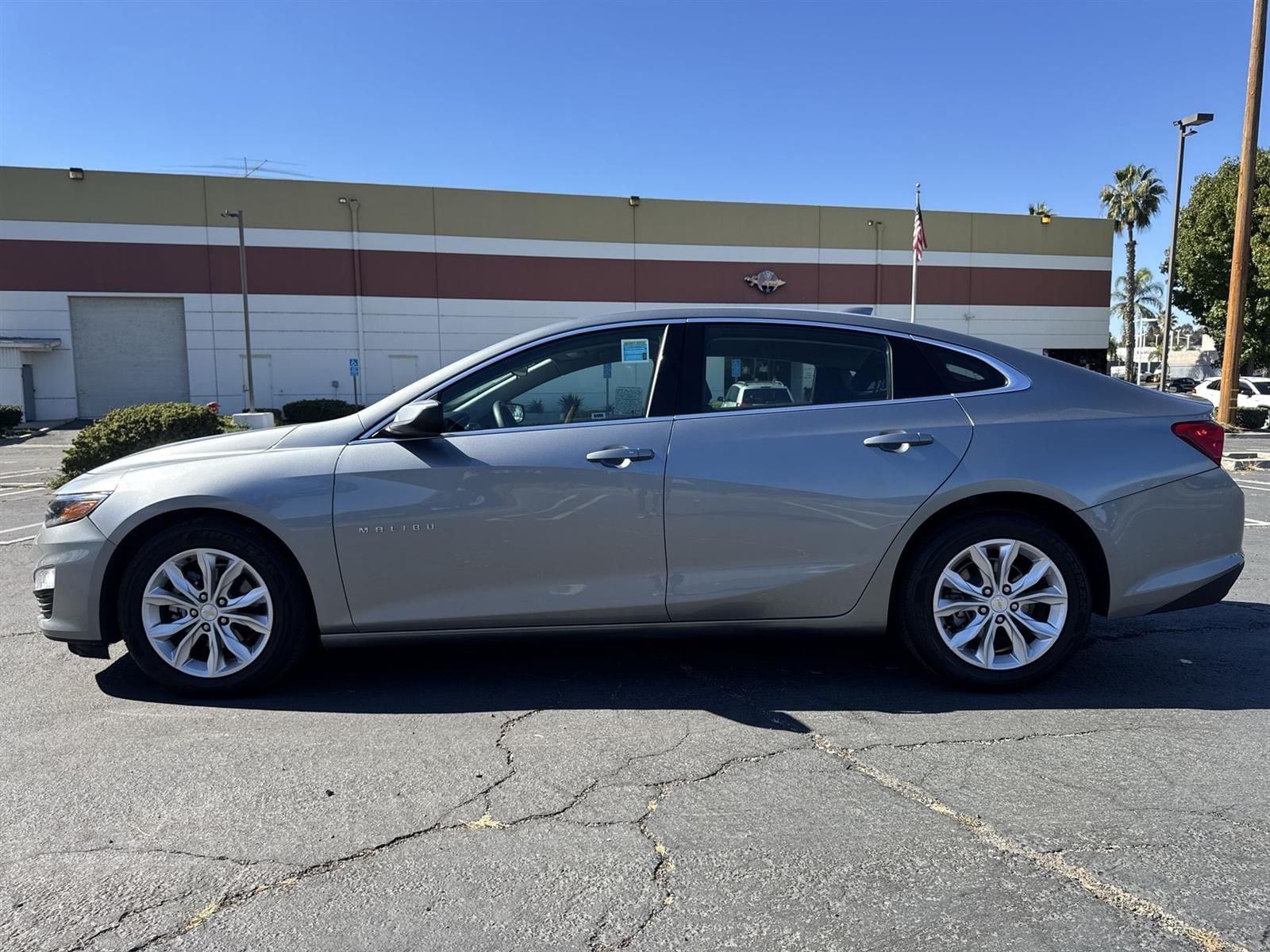 Thumbnail: 2024 Chevrolet Malibu - 5