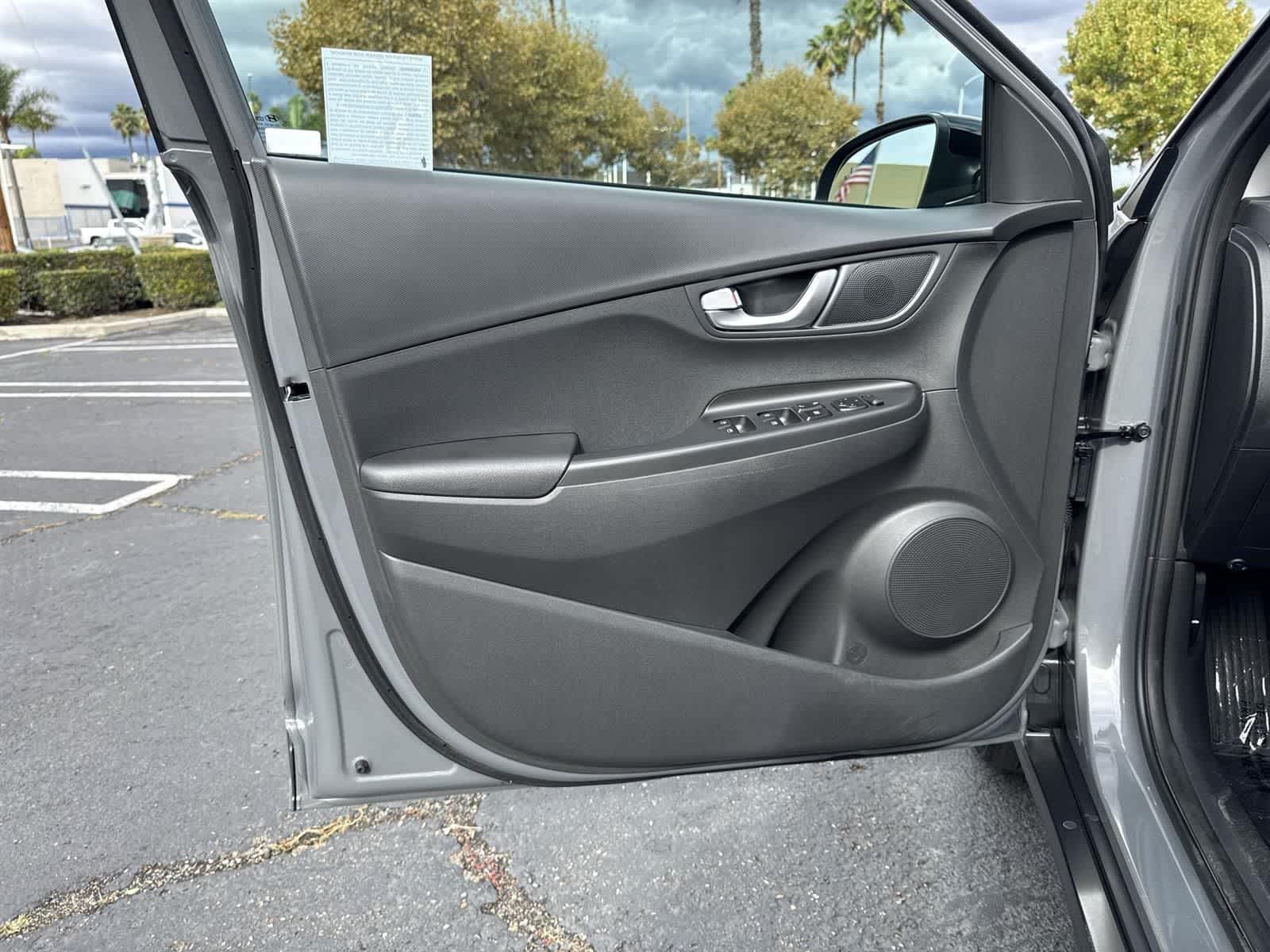 Thumbnail: 2023 Hyundai Kona - 18