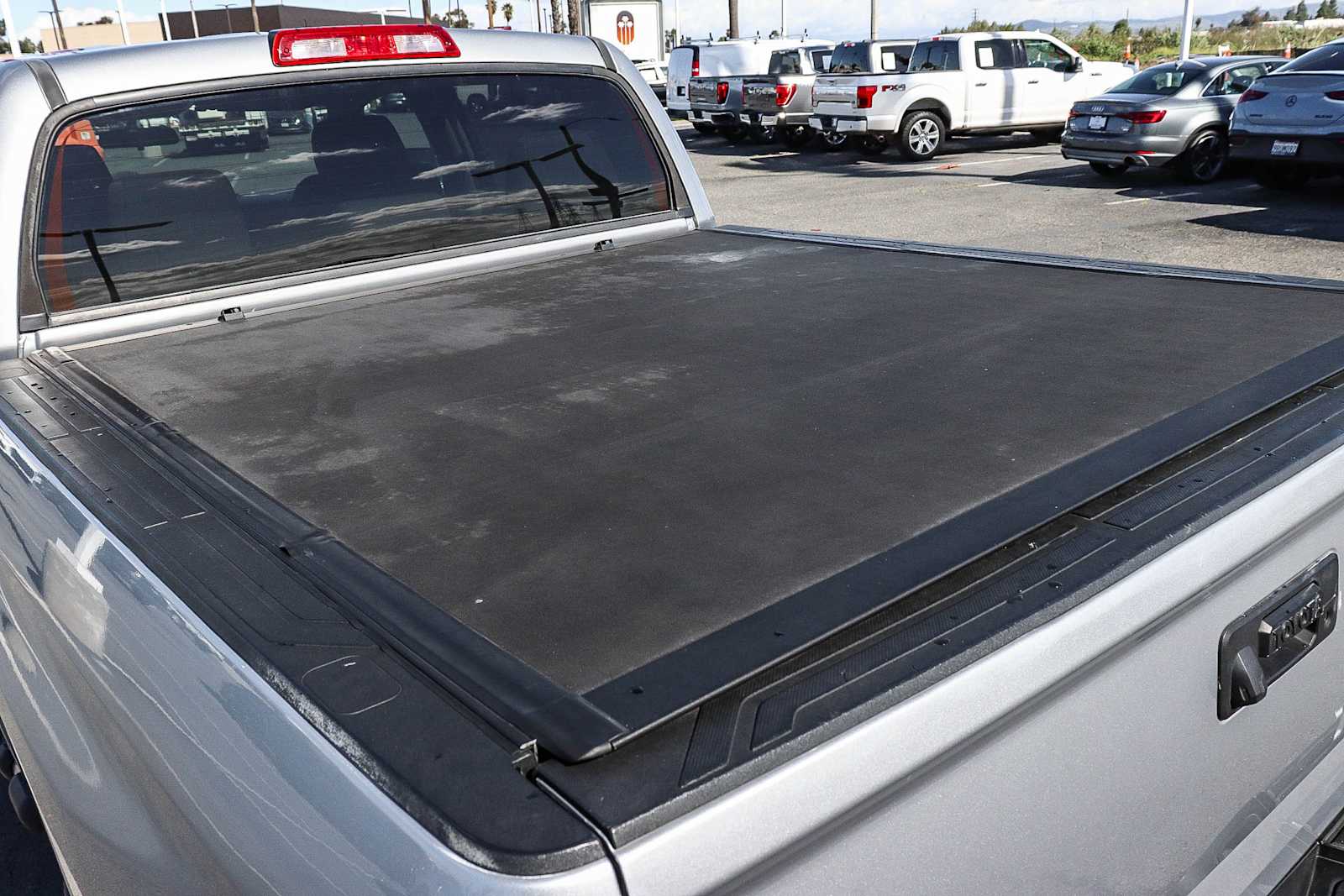 Thumbnail: 2016 Toyota Tundra - 18