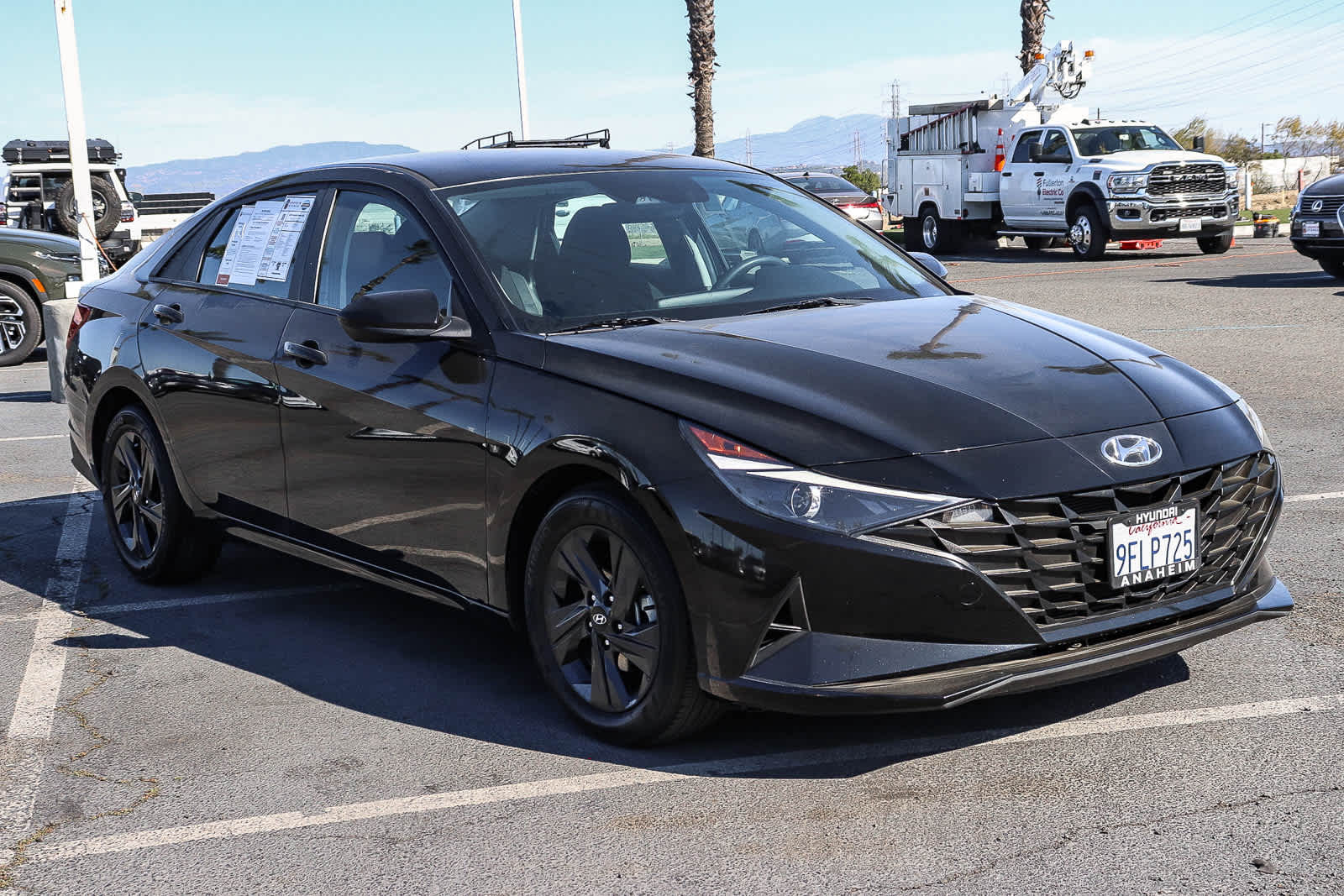 Thumbnail: 2023 Hyundai Elantra - 3