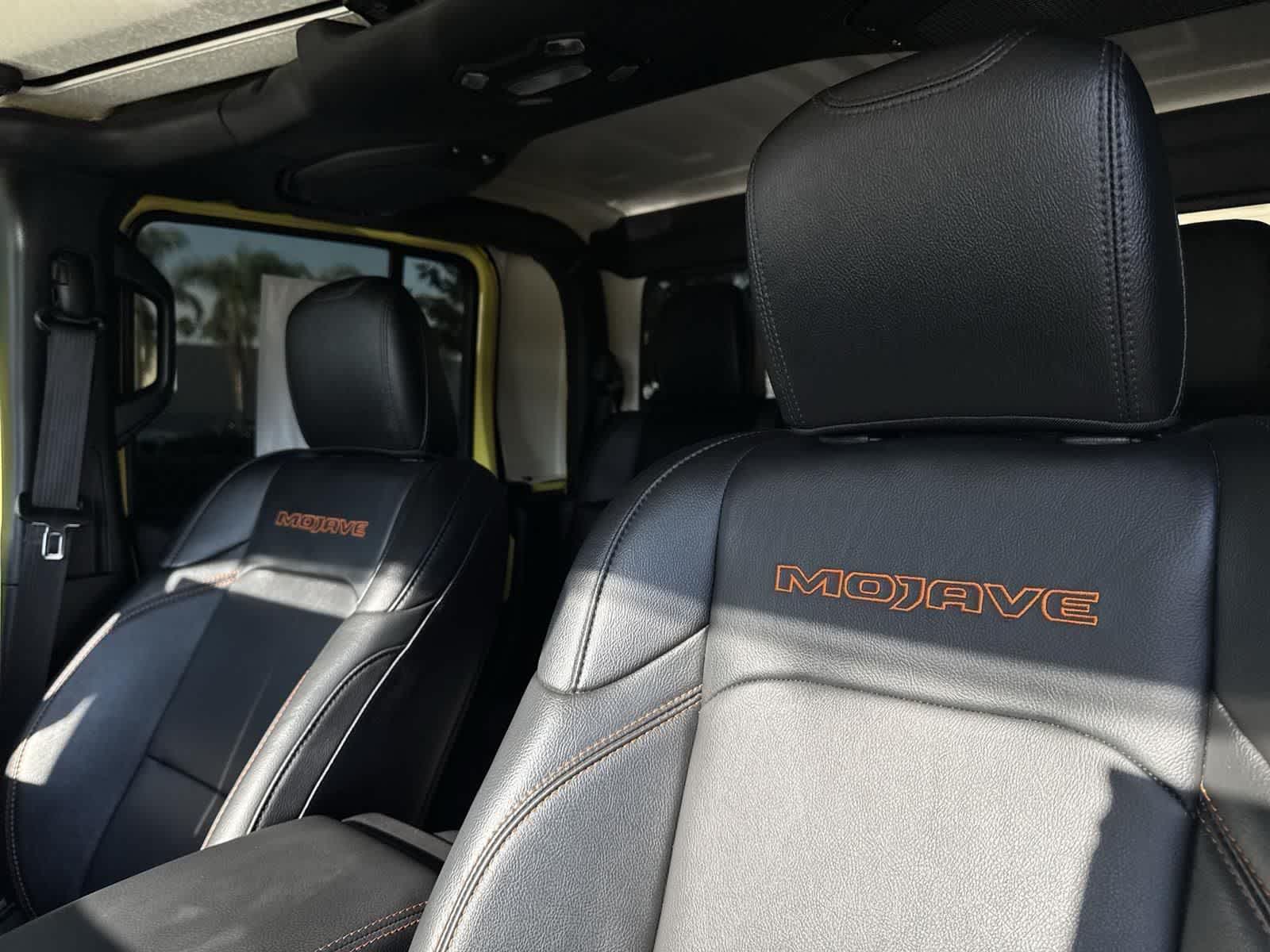 Thumbnail: 2023 Jeep Gladiator - 23