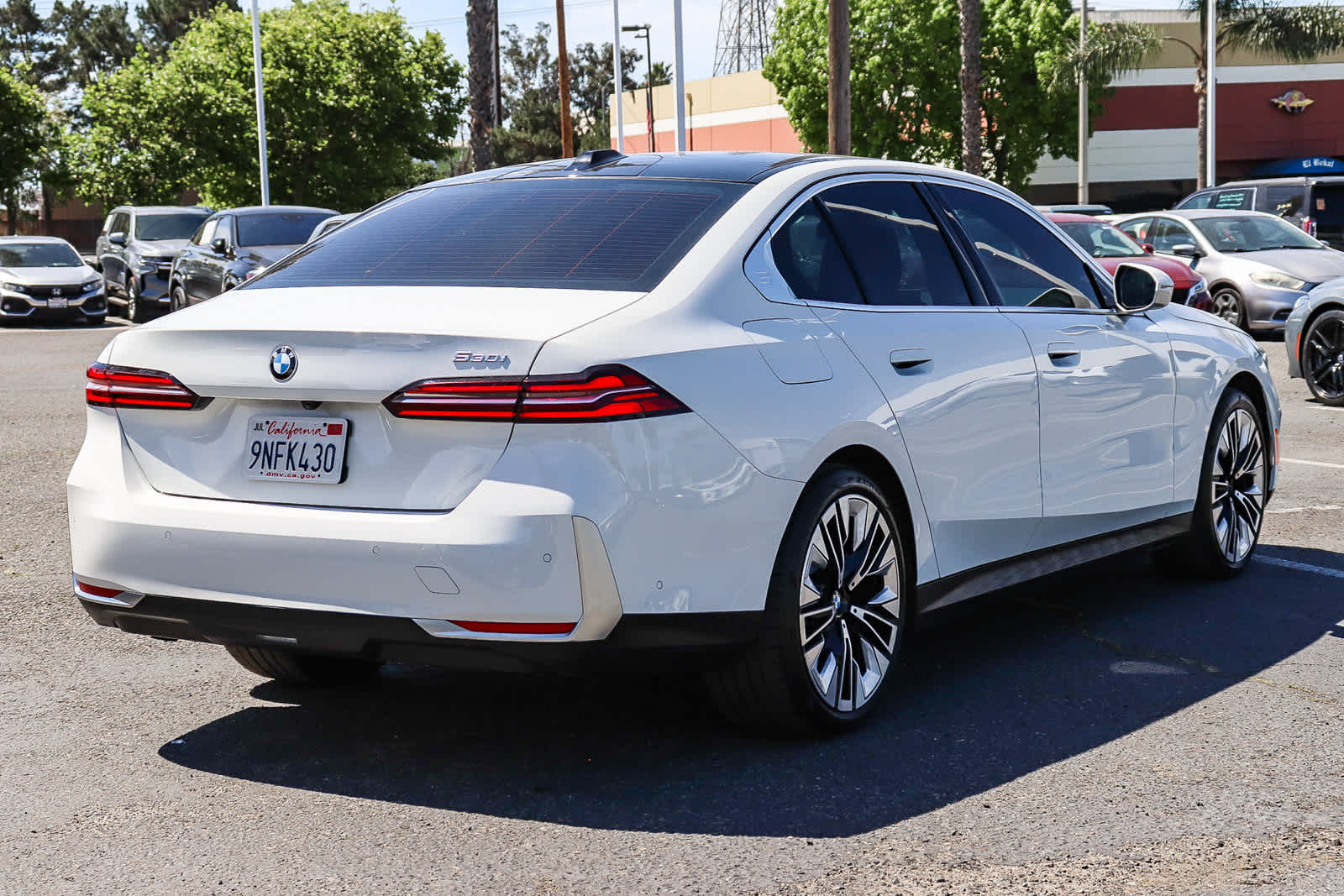 2024 BMW 530i 530i photo 5