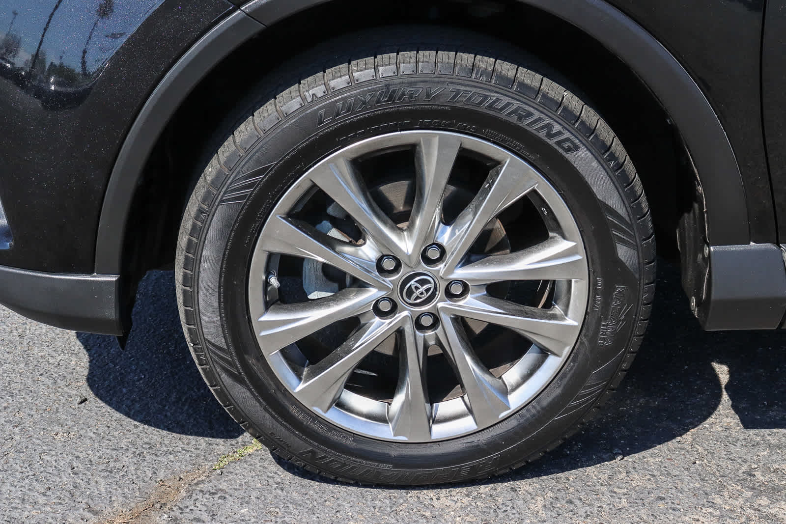 Thumbnail: 2016 Toyota RAV4 - 12