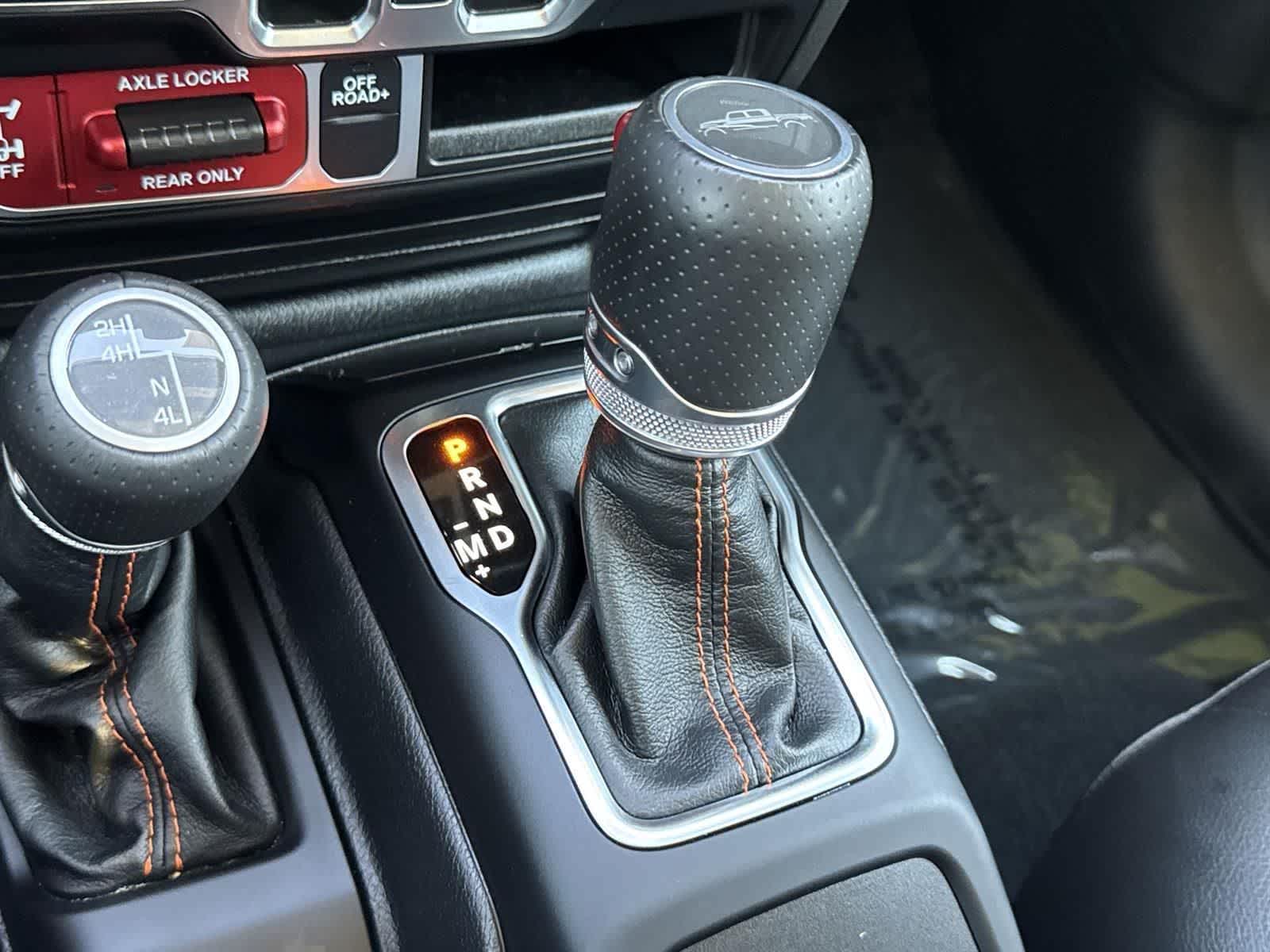 Thumbnail: 2023 Jeep Gladiator - 14