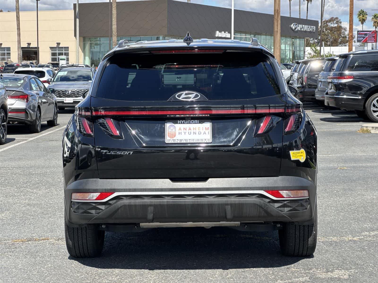 Thumbnail: 2022 Hyundai Tucson - 4