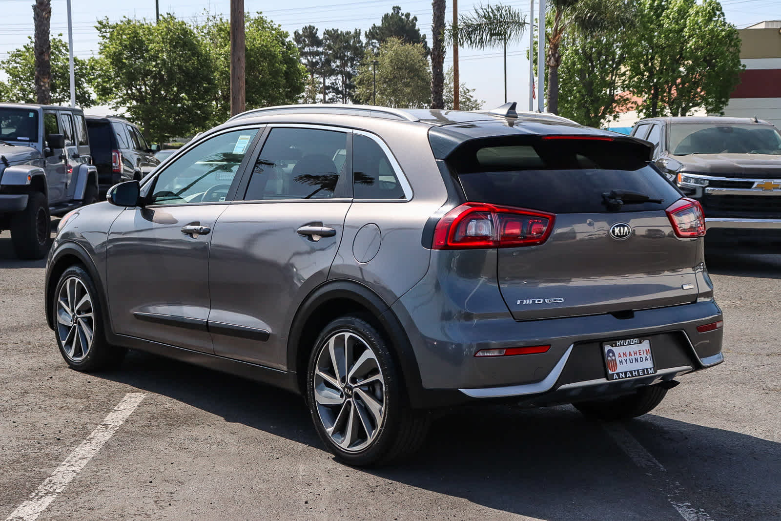 Thumbnail: 2017 Kia Niro - 8